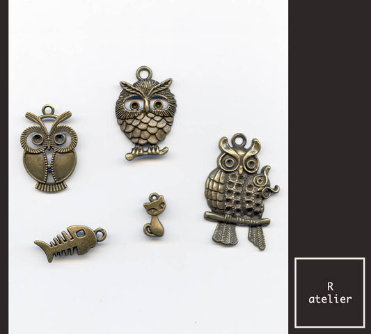 Journaling Supplies: Traveler's Notebook Brass Charms