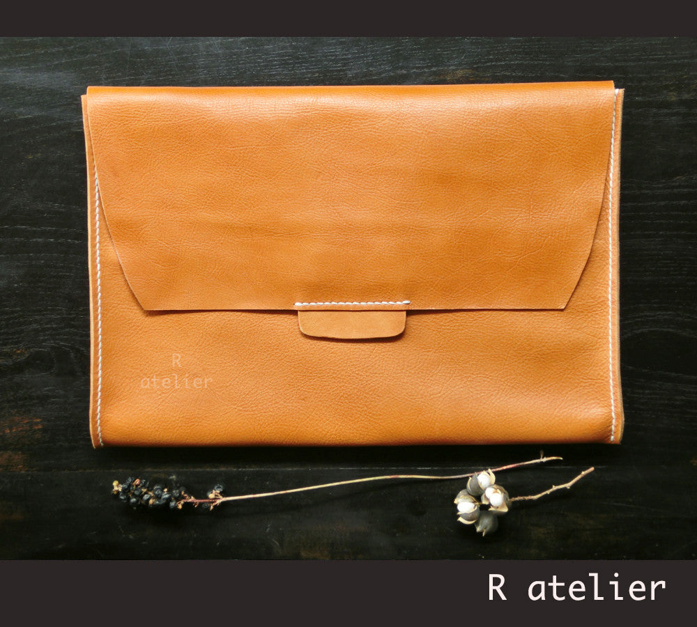 Handmade Leather MacBook Air/Pro Sleeve | Laptop Case / Sleeve