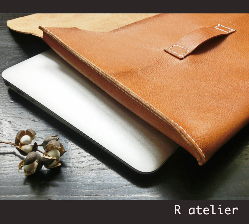 Handmade Leather MacBook Air/Pro Sleeve | Laptop Case / Sleeve