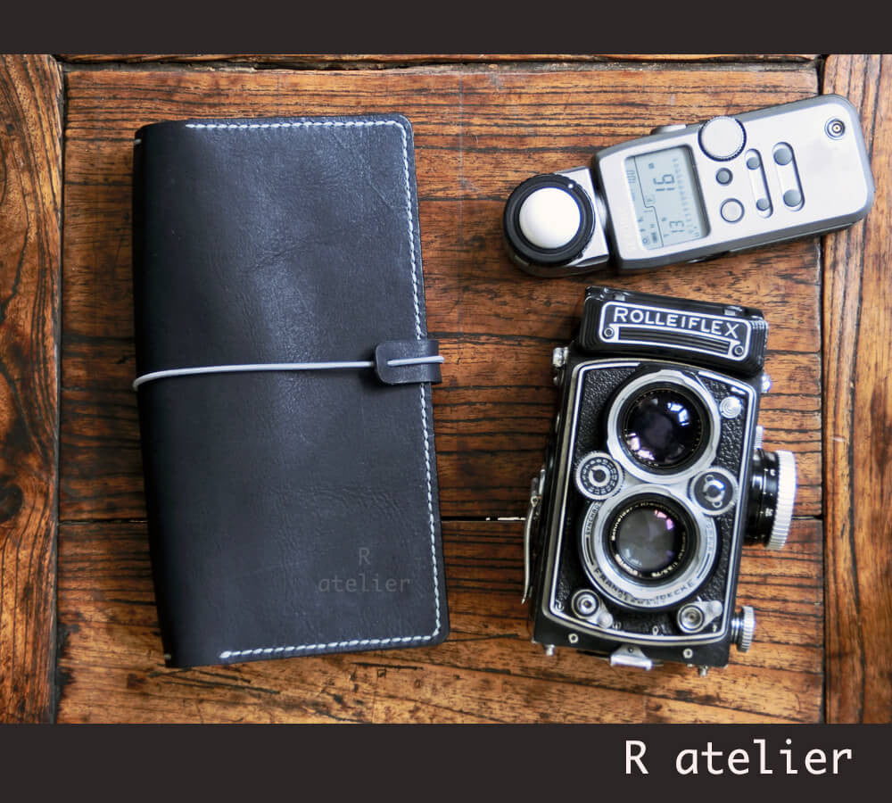 ✭ R.atelier TRAVELER'S NOTEBOOK: BLACK ONYX LEATHER JOURNAL STARTER KIT ✭