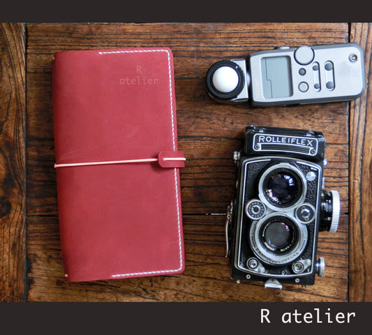 ✭ R.atelier TRAVELER'S NOTEBOOK: RED CARDINAL LEATHER JOURNAL STARTER KIT ✭