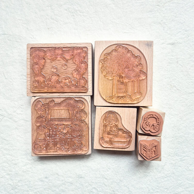 Bargain Pre-loved Scrapbooking Wooden Stamps
