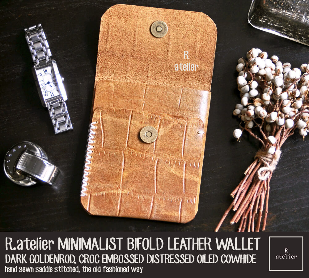 R.atelier Minimalist Leather Bifold Wallet