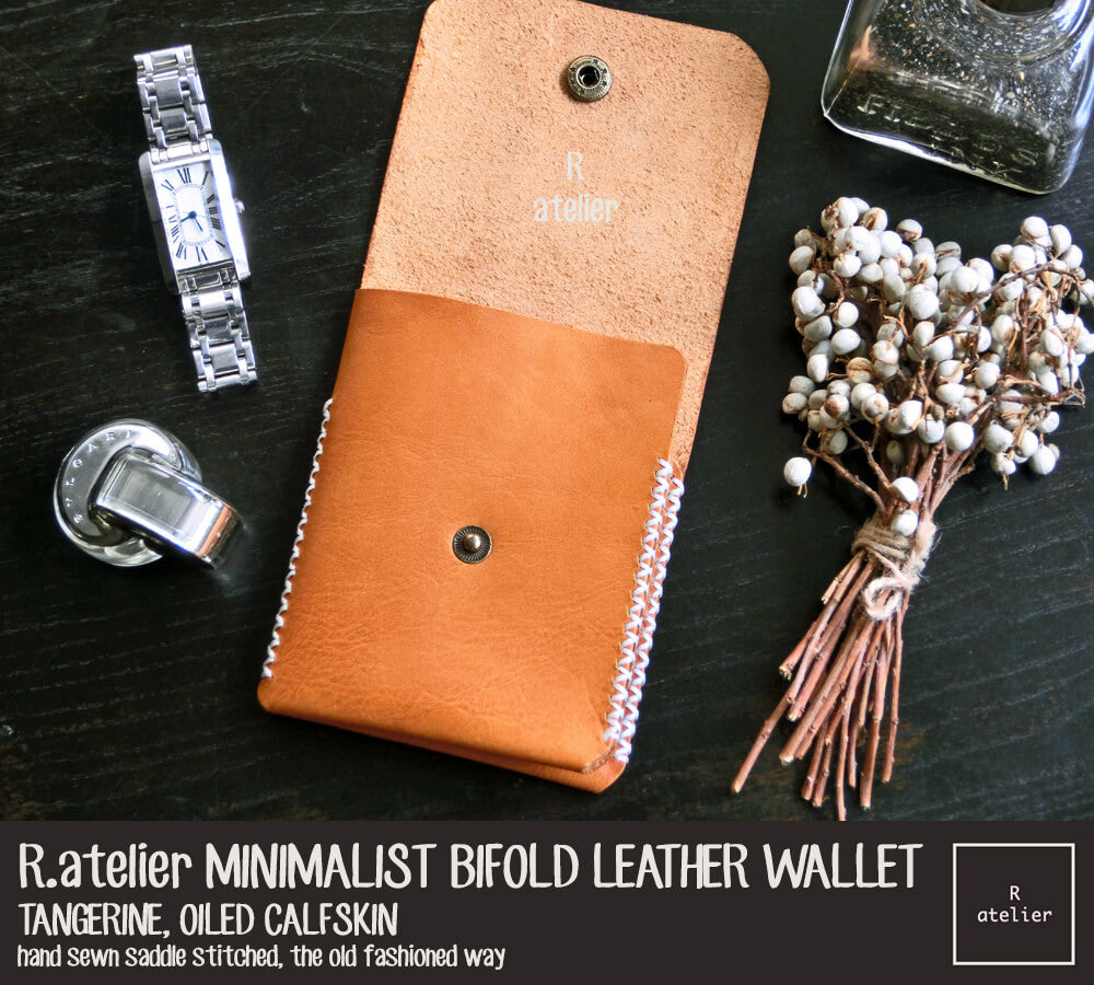 R.atelier Minimalist Leather Bifold Wallet