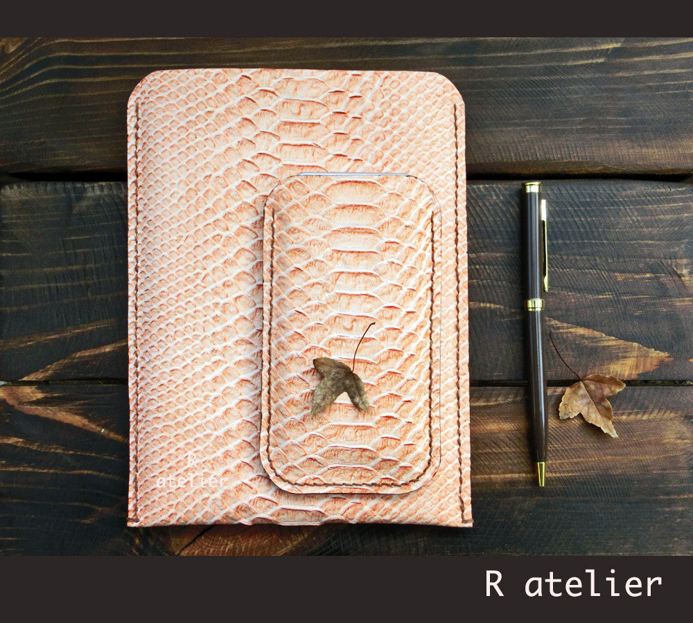 Handmade Leather iPhone Sleeve | Smartphone Sleeve / Case