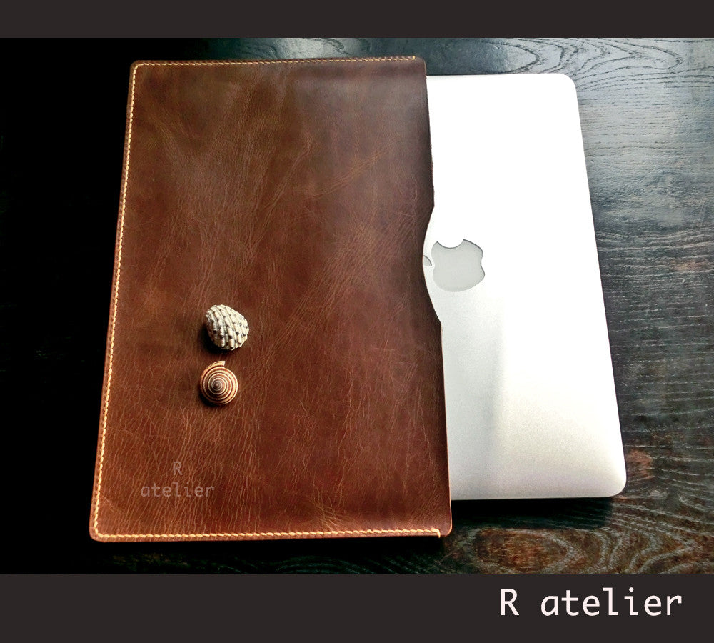 Handmade Leather MacBook Air/Pro Sleeve | Laptop Case / Sleeve