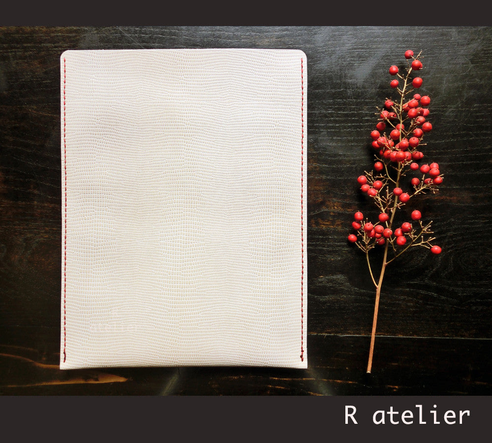 Handmade iPad Leather Sleeve | Tablet Portfolio / Case / Sleeve