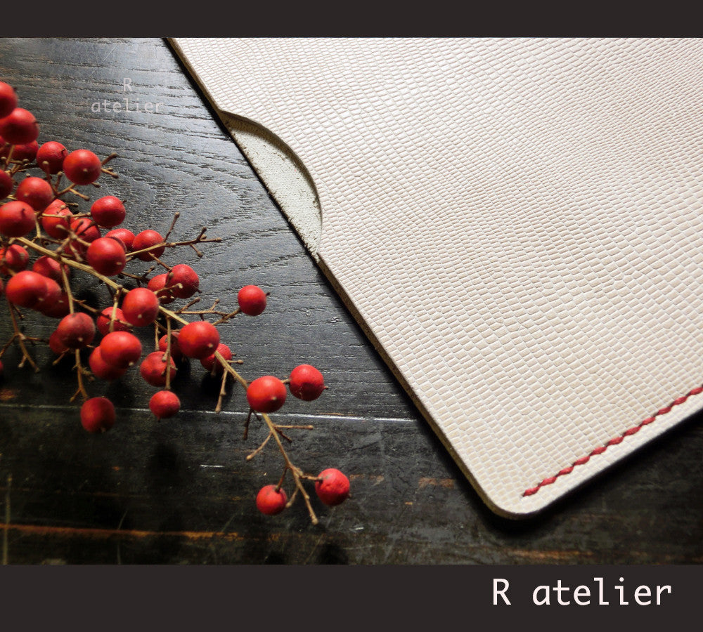 Handmade iPad Leather Sleeve | Tablet Portfolio / Case / Sleeve